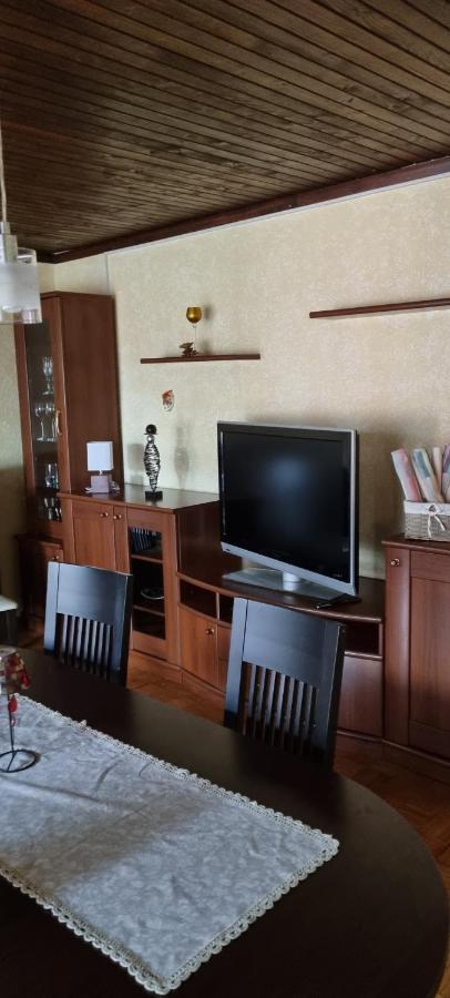 Apartma Zele Postojna Eksteriør billede